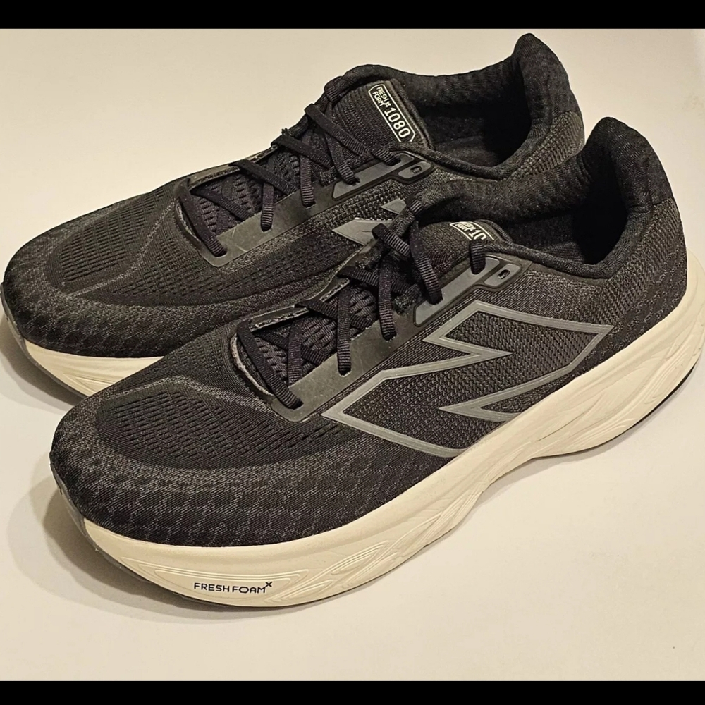Women's New Balance Fresh Foam 1080v14 size 9